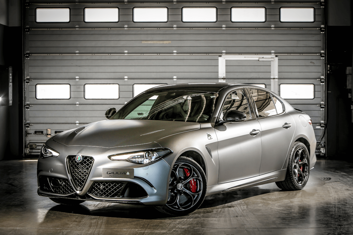 TINY JPG Alfa Romeo Giulia Quadrifoglio NRING (1)